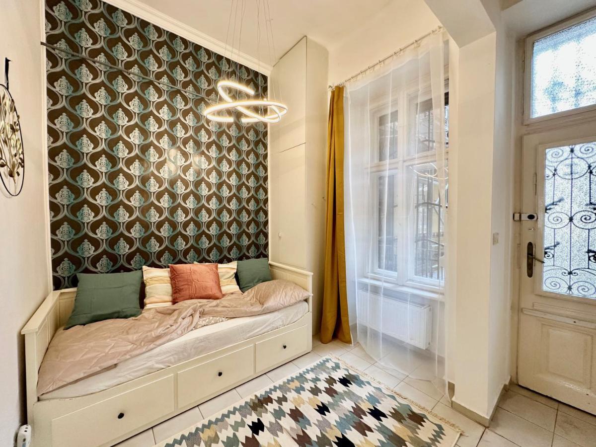 Weinerhouse Design Apartment Budapest Bagian luar foto