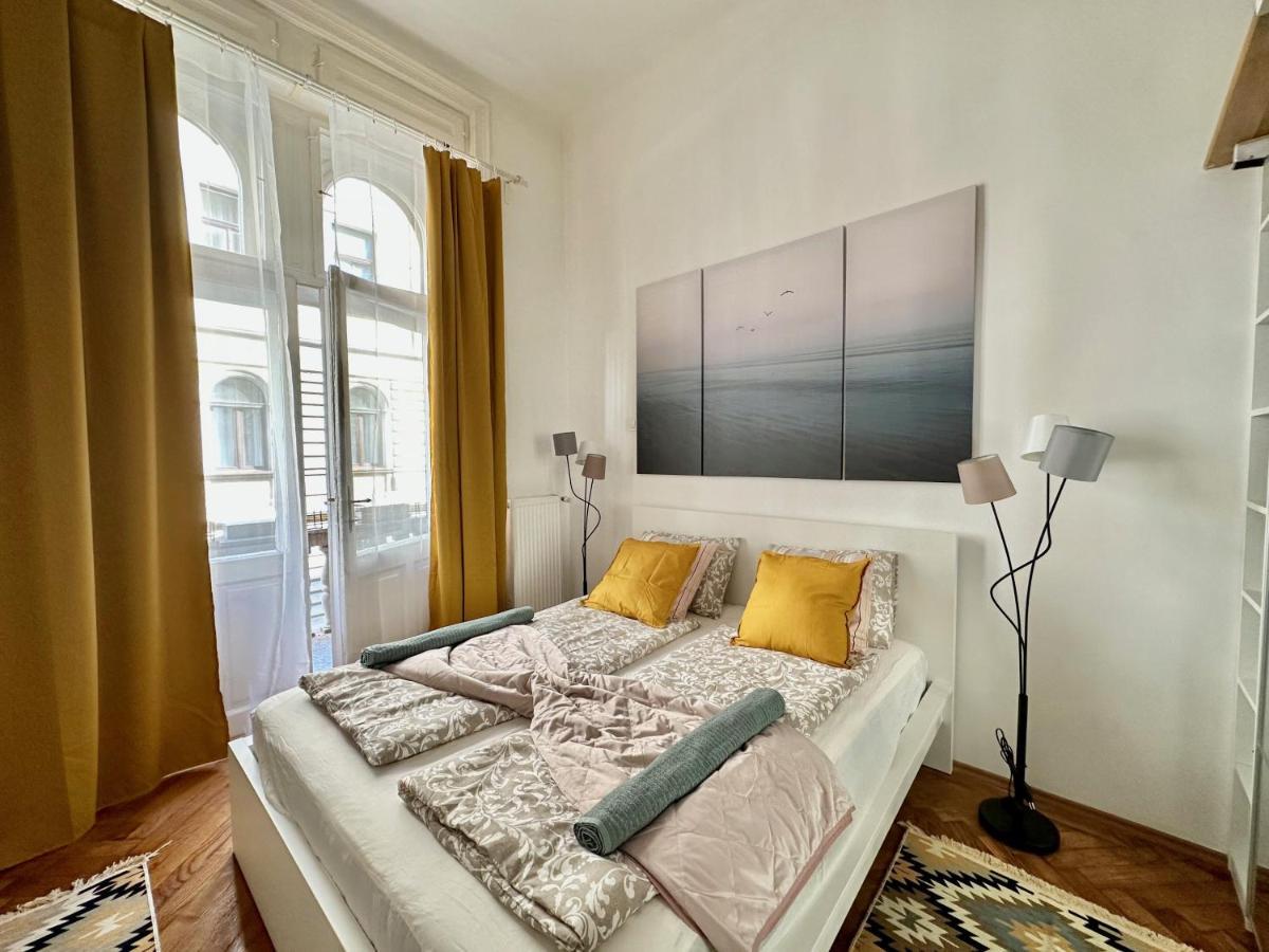 Weinerhouse Design Apartment Budapest Bagian luar foto